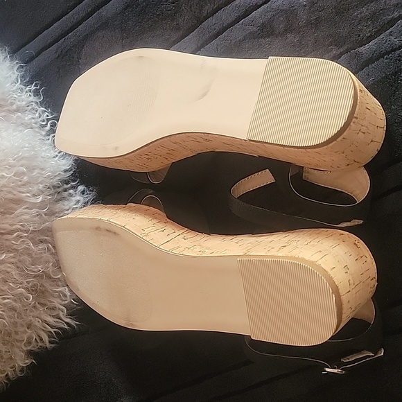 Cute Sandals by Steve Madden. - Picture 10 of 10